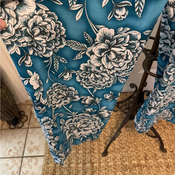 Worthington Bold Floral Print High Rise Wide Leg Pants 12 - Picture 5 of 8